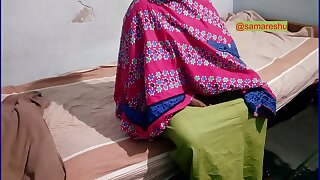 Indian Sexy Aunty riding till she gets inch a descend